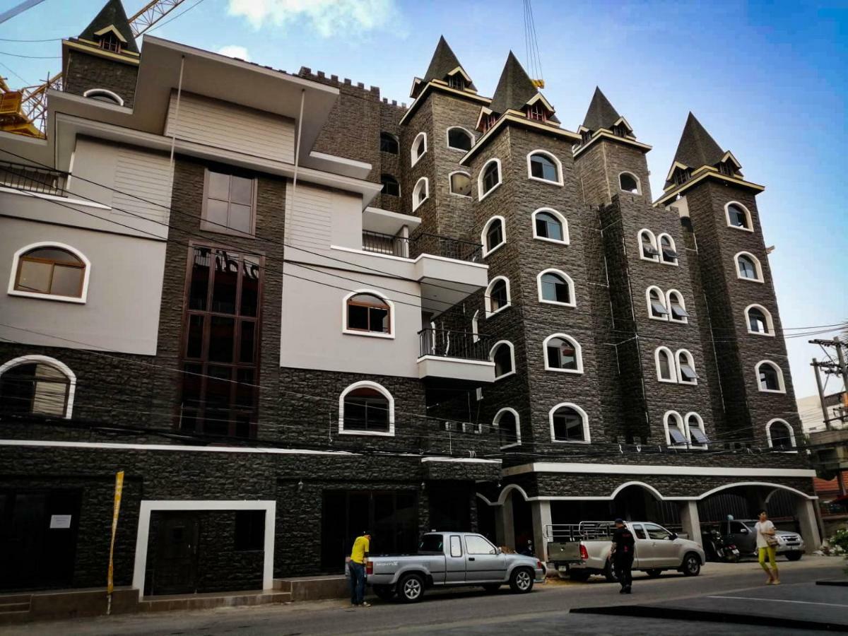 Castle Suites Pattaya ภายนอก รูปภาพ