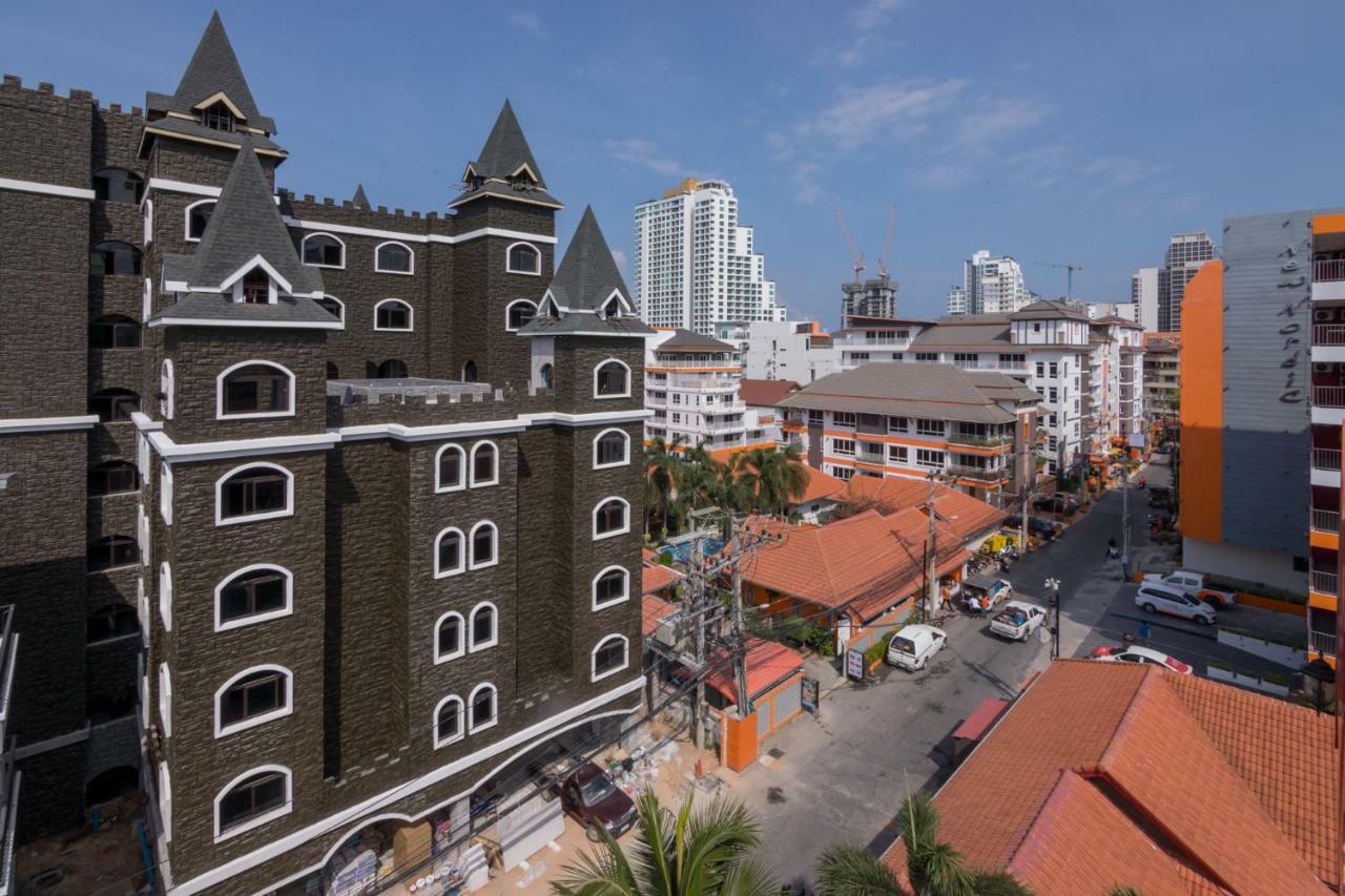 Castle Suites Pattaya ภายนอก รูปภาพ