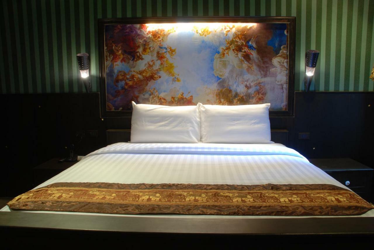 Castle Suites Pattaya ภายนอก รูปภาพ